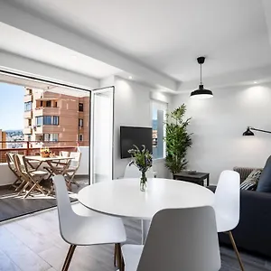 sur-suites-palmeras-8-1.1costadelsol.com/